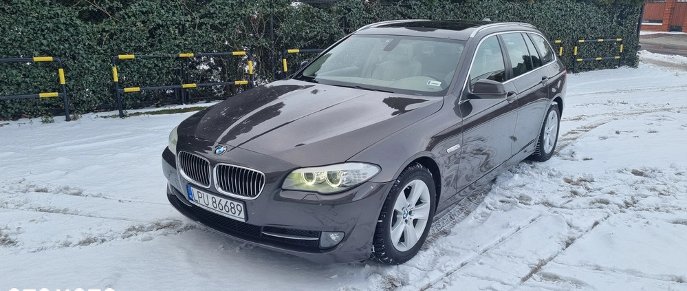 BMW Seria 5 cena 52000 przebieg: 201000, rok produkcji 2011 z Puławy małe 56